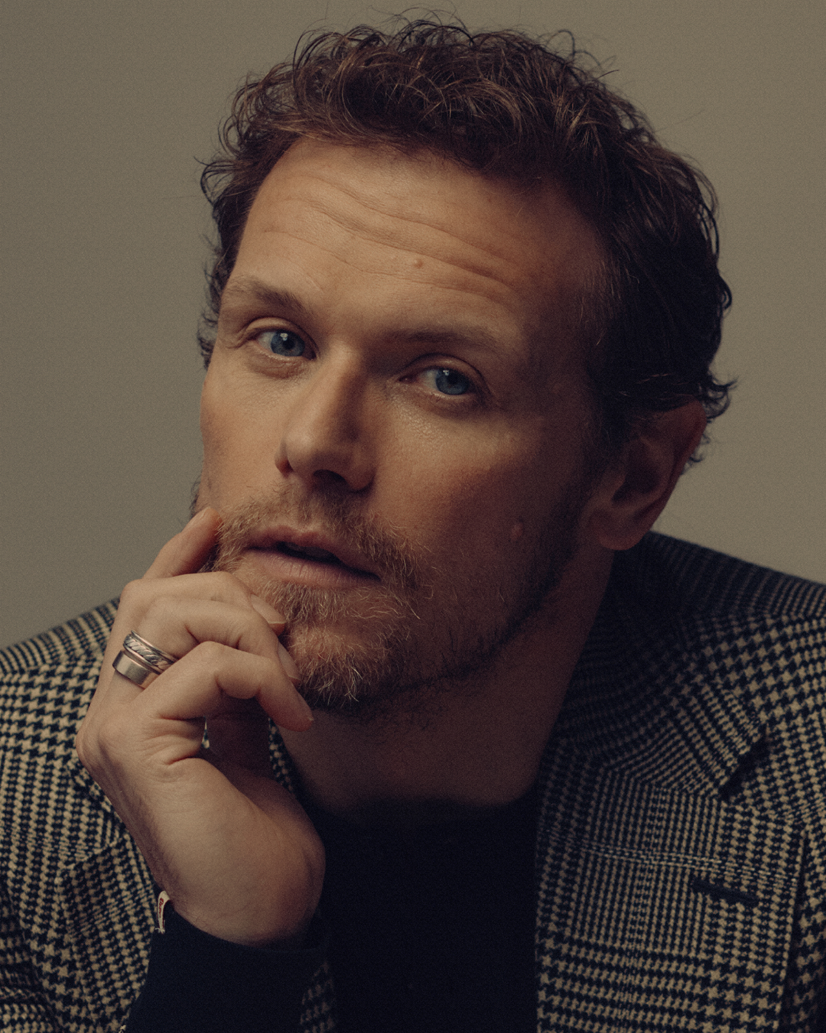 SAM_HEUGHAN_Sophia_Spring_01
